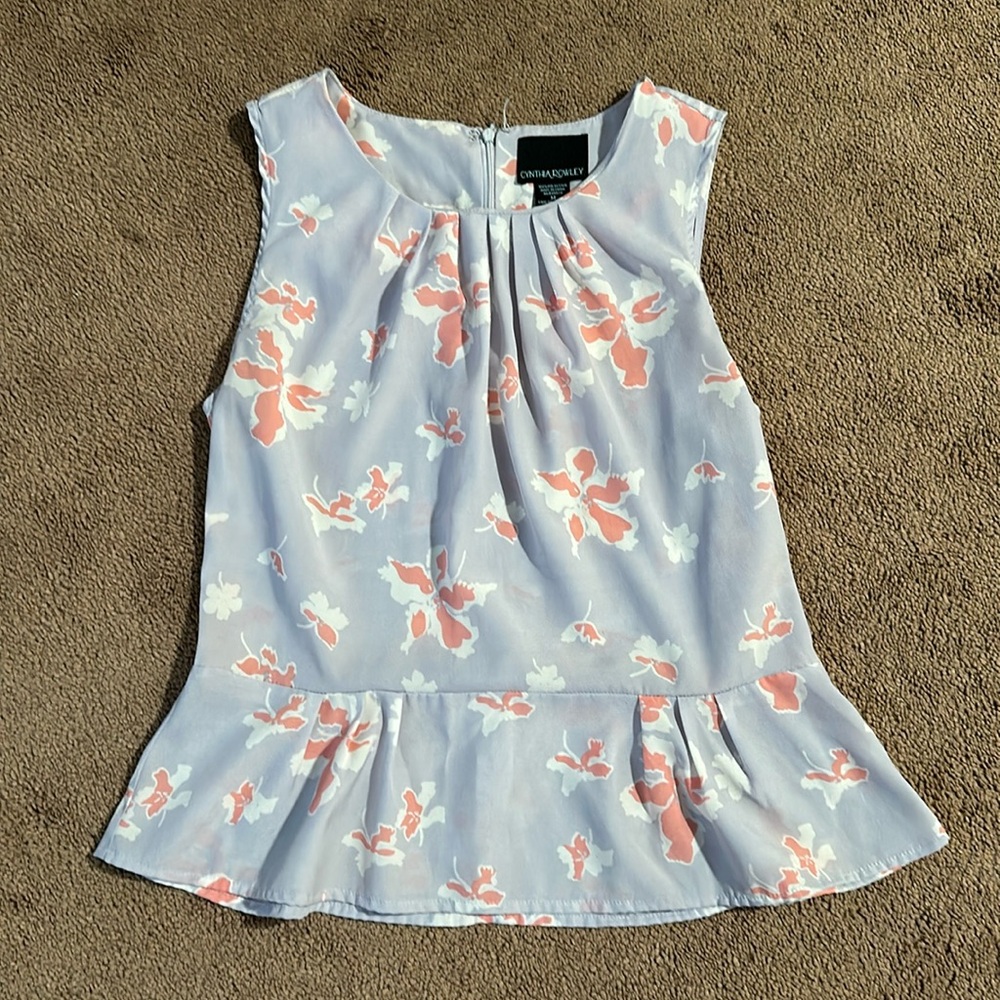 Beautiful peplum top sz m